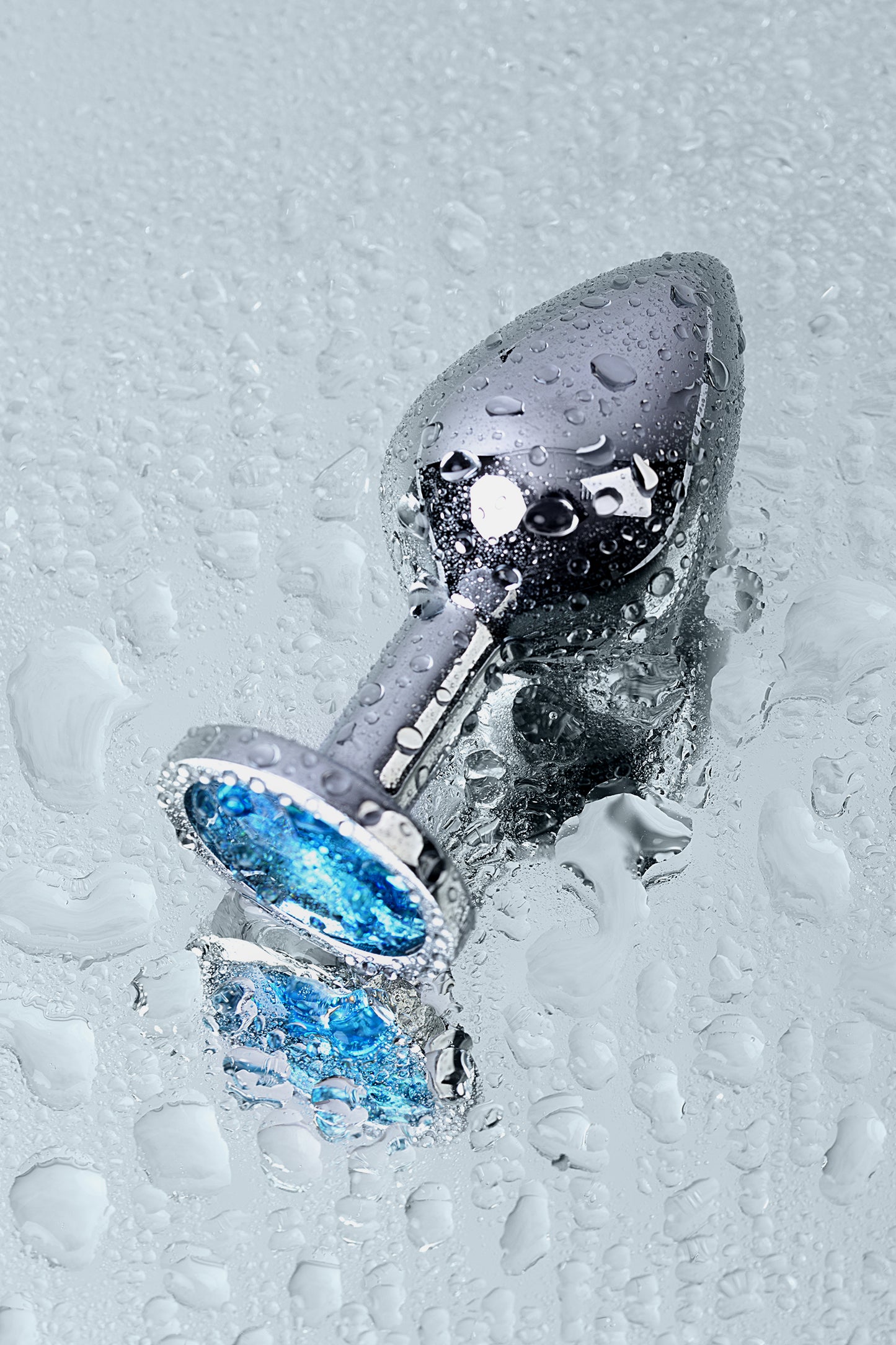 Metal by TOYFA Anal Plug, Metal, gümüş, mavi kristalli, 8 cm, Ø 3,4 cm, 85 g