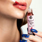 SECRET PLAY Lip Gloss Vibrant Kiss' Çilekli Sakız Aromalı Dudak Parlatıcı, 6 gr