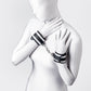 Anonymo El Kelepçesi #0107, Polyester, gümüş, 23,5 cm