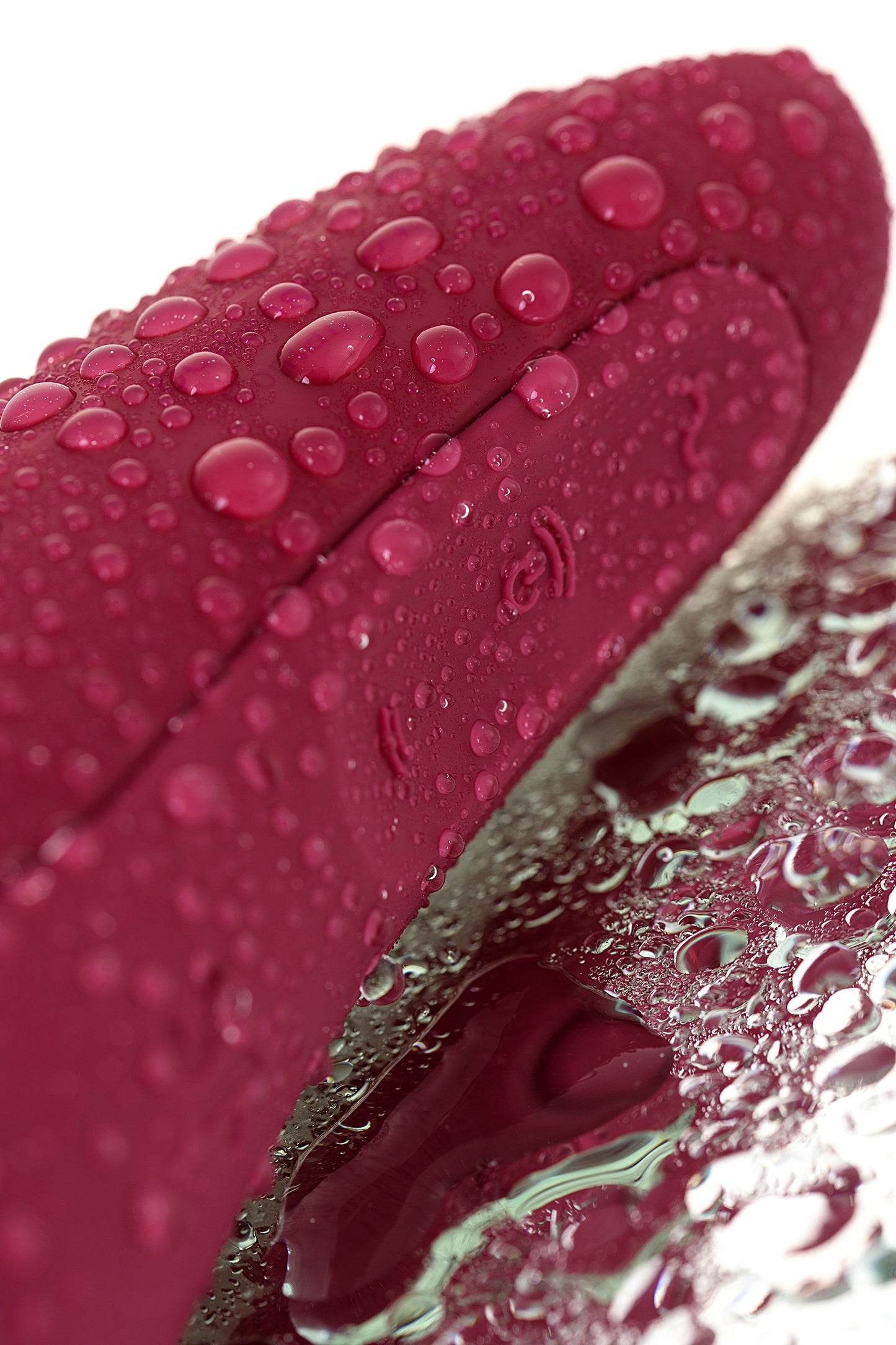 Satisfyer Curvy 1 Connect App Vakum Dalgası Klitoris Vibratörü, silikon, kırmızı, 14,3 cm