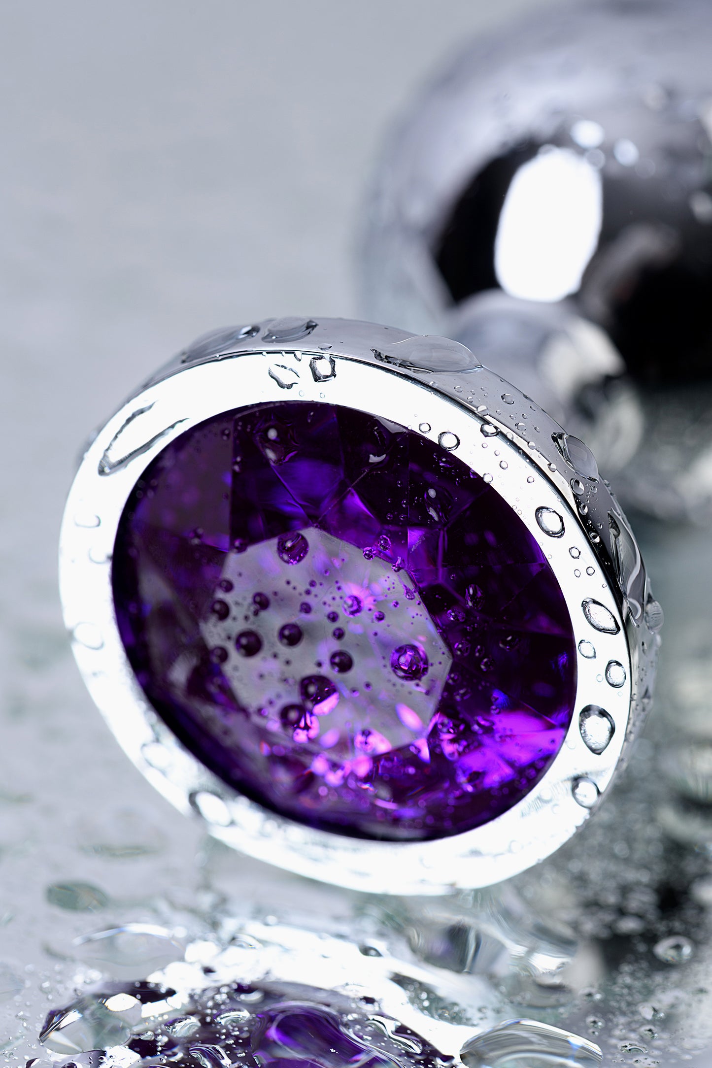 Metal by TOYFA Anal Plug, Metal, gümüş, mor kristalli, 8 cm, Ø 3,4 cm, 85 g